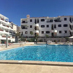 Victoria Court 2, Cristianos , Guincho (Tenerife) Spain